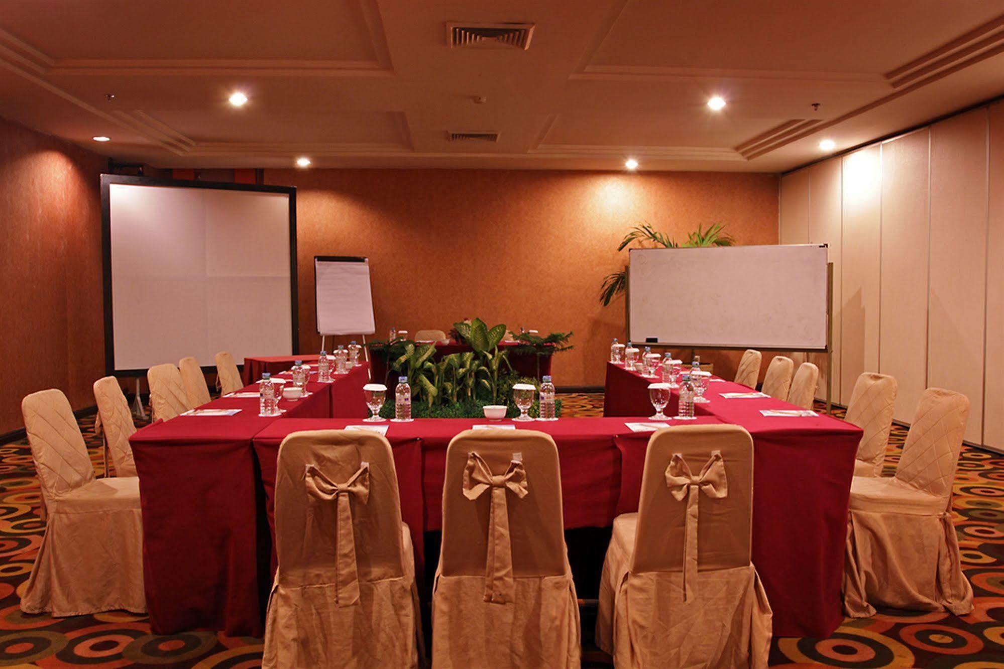 Grand Elite 4* Pekanbaru