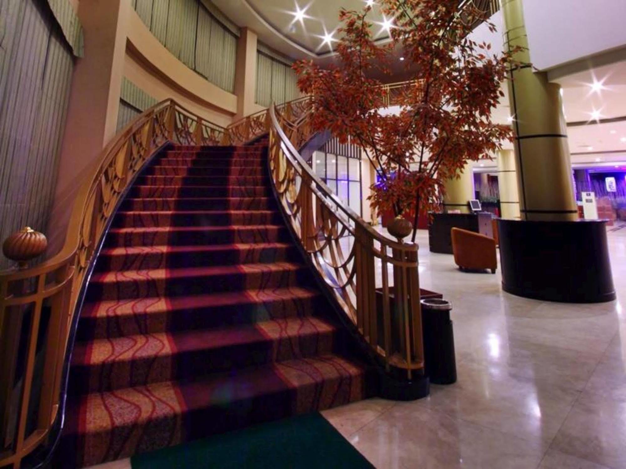 Hotel Grand Elite 4*